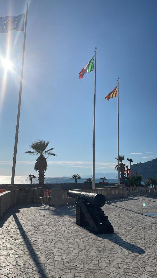 Bike & Sea Under Castle Dreams At Finalborgo Διαμέρισμα Finale Ligure Εξωτερικό φωτογραφία